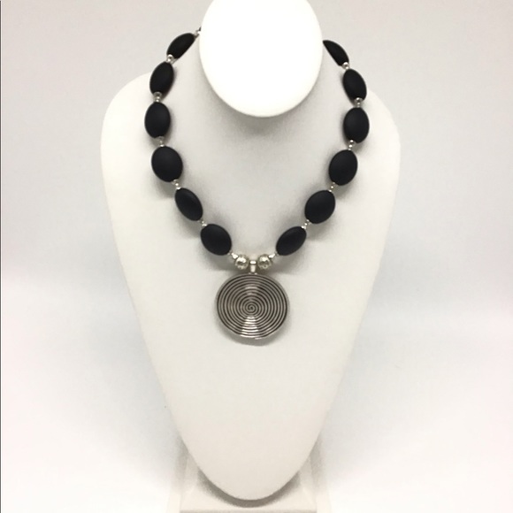 Jewelry - Black And Silver Necklace